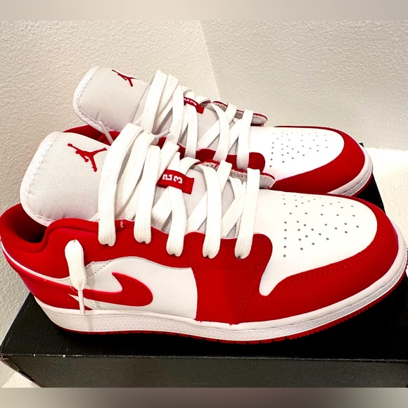 Jordan Other - Air Jordan 1 low Gym red 6.5